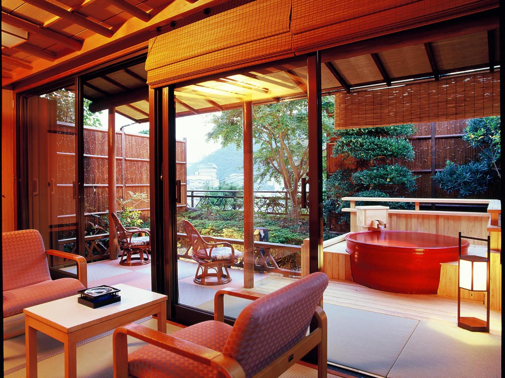 Shin Kadoya Hotel Atami  Exterior photo